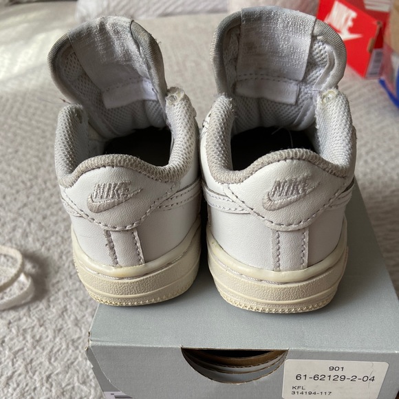 Toddler shoes - Picture 4 of 4